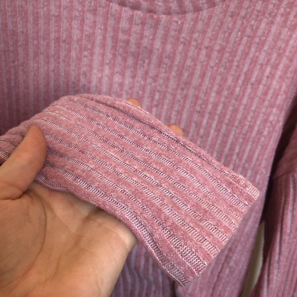 Pink Sweater - Picture 3 of 3